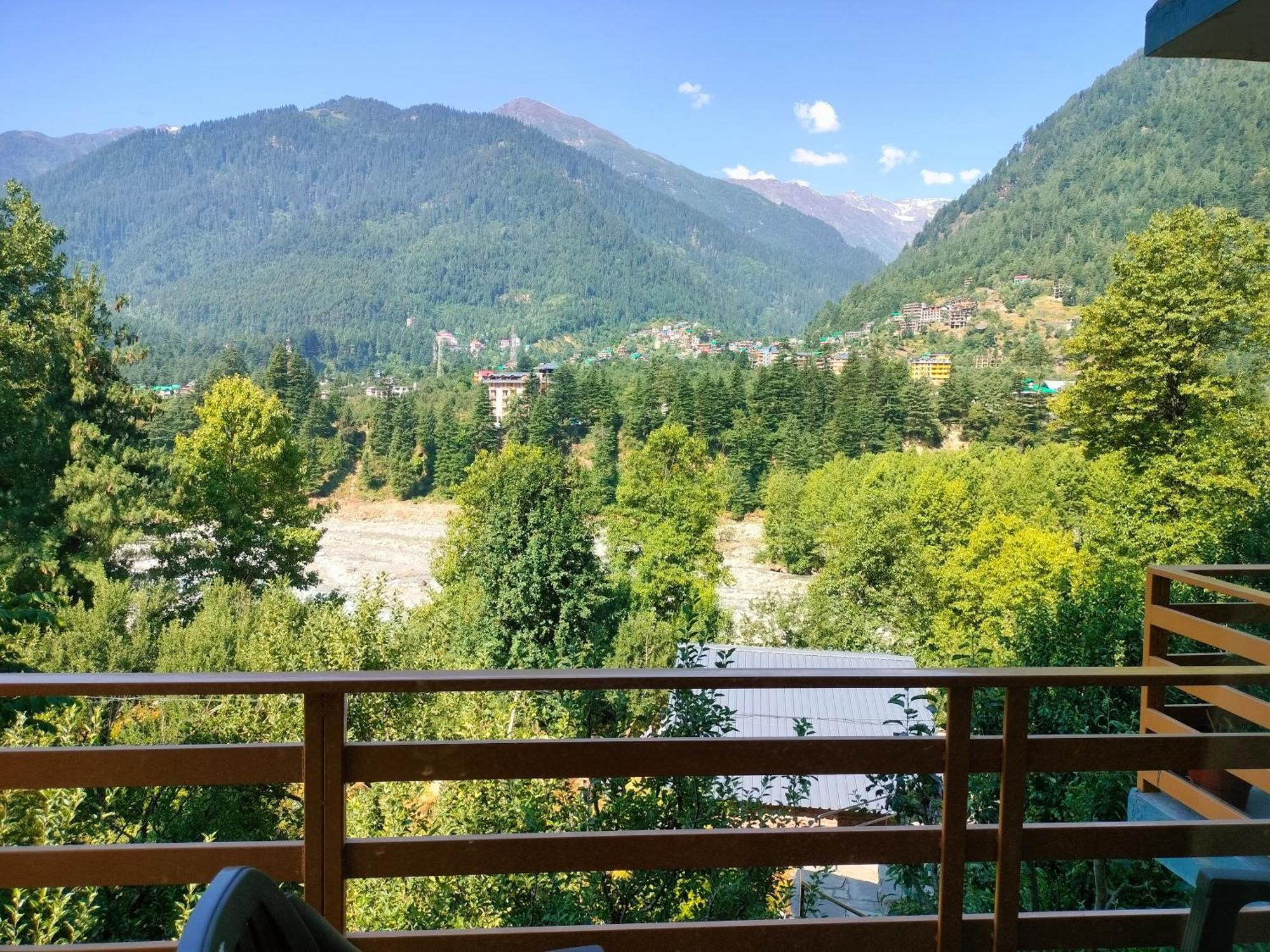 Willa Lotus Retreat Manāli Zewnętrze zdjęcie