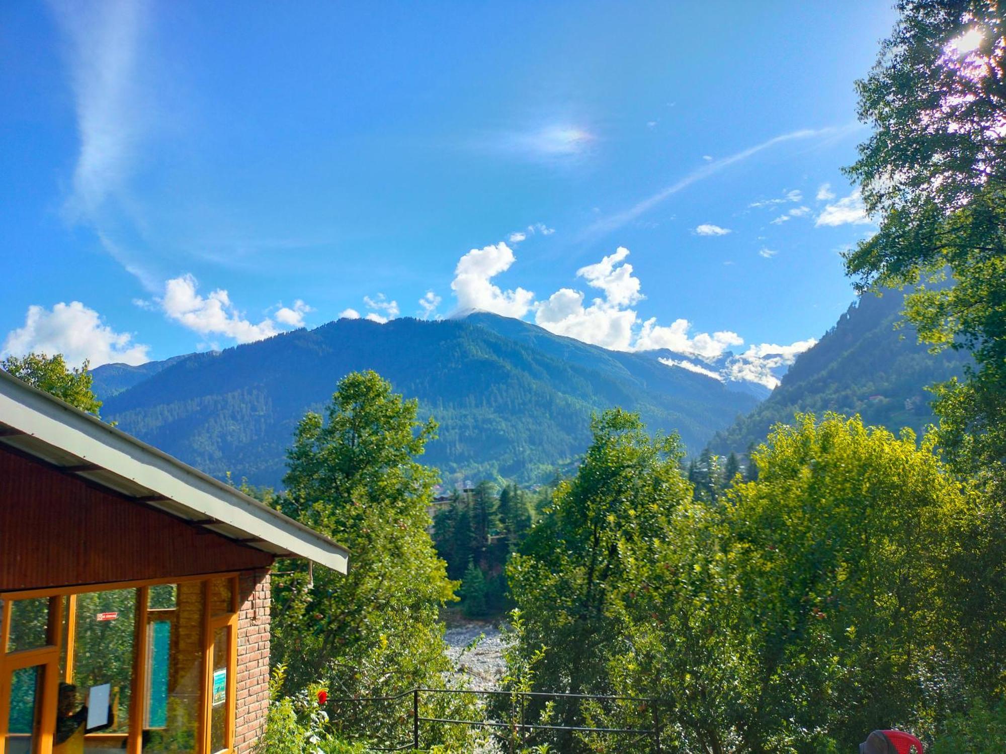Willa Lotus Retreat Manāli Zewnętrze zdjęcie